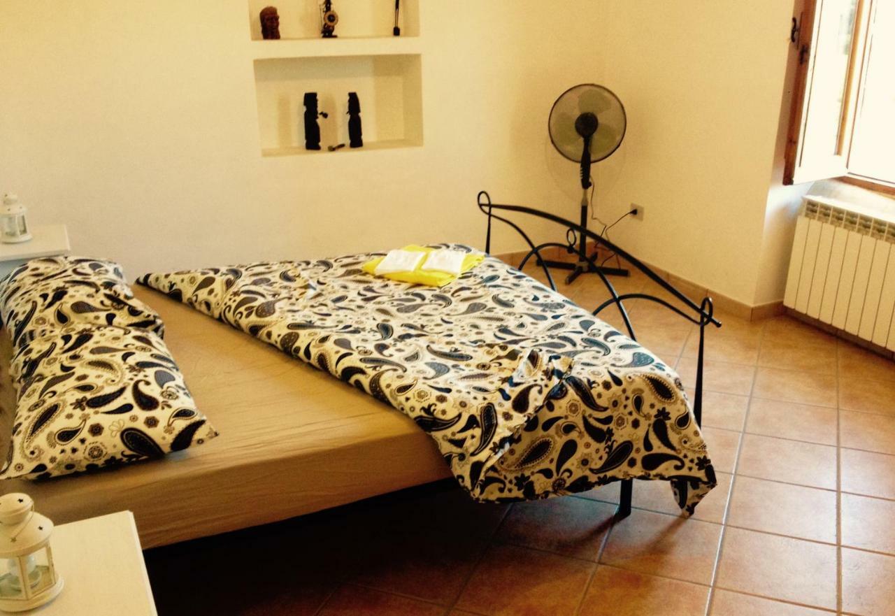 Le Terre D'Abruzzo Guest House Alanno Exterior photo